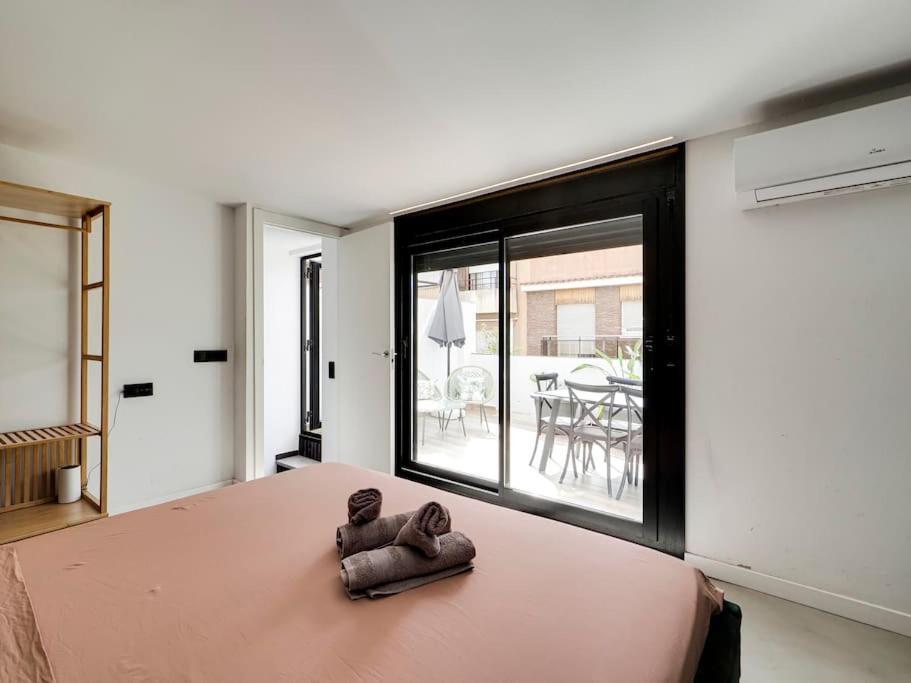 Casa Maria Townhouse- Terrace-4 Bedrooms لوسبيتاليت دي يوبريغات المظهر الخارجي الصورة