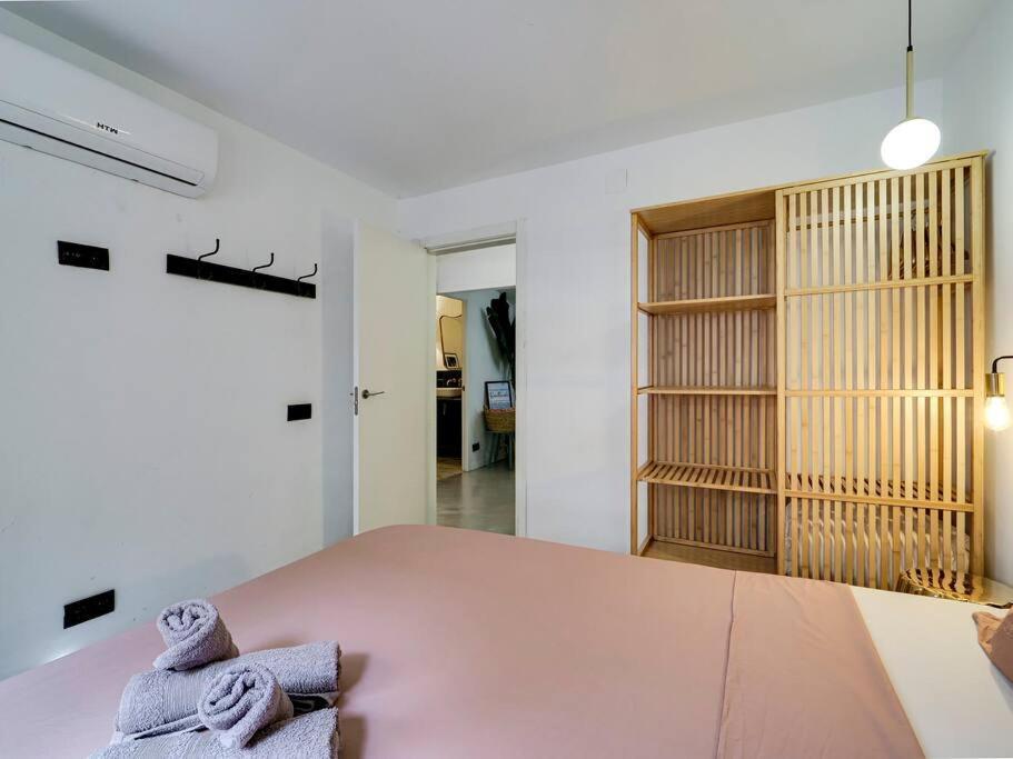 Casa Maria Townhouse- Terrace-4 Bedrooms لوسبيتاليت دي يوبريغات المظهر الخارجي الصورة