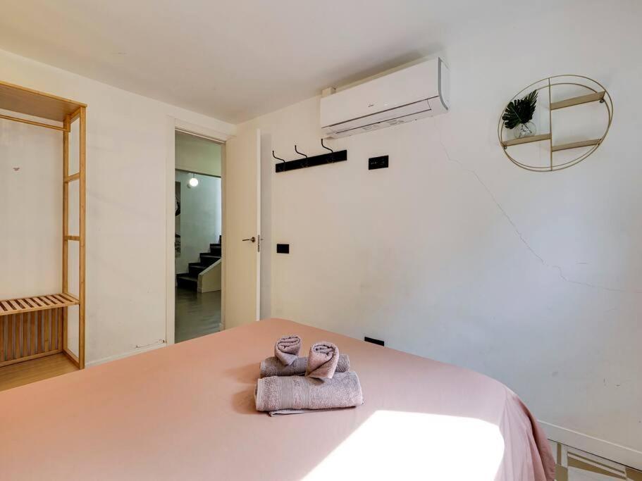 Casa Maria Townhouse- Terrace-4 Bedrooms لوسبيتاليت دي يوبريغات المظهر الخارجي الصورة