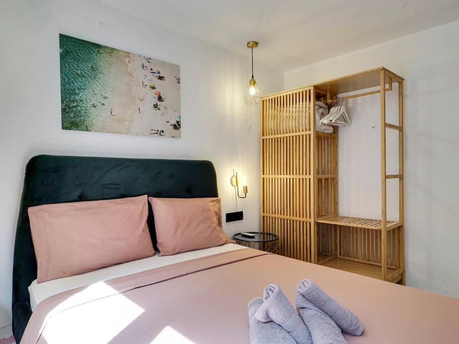 Casa Maria Townhouse- Terrace-4 Bedrooms لوسبيتاليت دي يوبريغات المظهر الخارجي الصورة