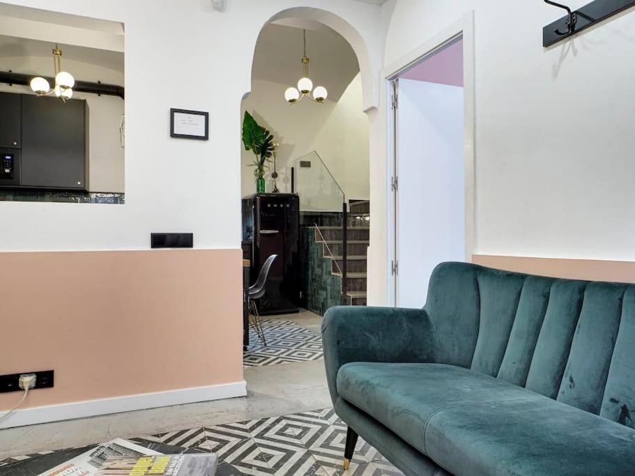 Casa Maria Townhouse- Terrace-4 Bedrooms لوسبيتاليت دي يوبريغات المظهر الخارجي الصورة