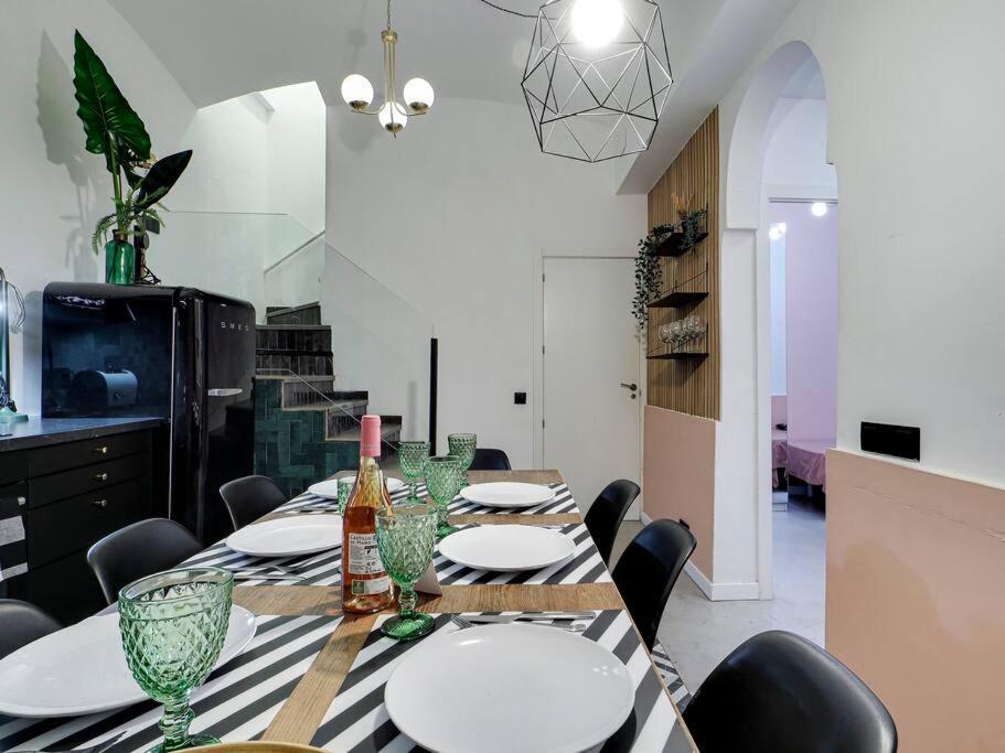 Casa Maria Townhouse- Terrace-4 Bedrooms لوسبيتاليت دي يوبريغات المظهر الخارجي الصورة