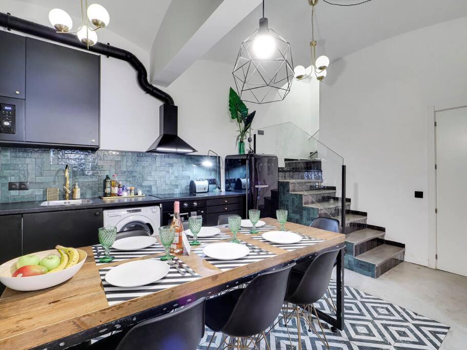 Casa Maria Townhouse- Terrace-4 Bedrooms لوسبيتاليت دي يوبريغات المظهر الخارجي الصورة